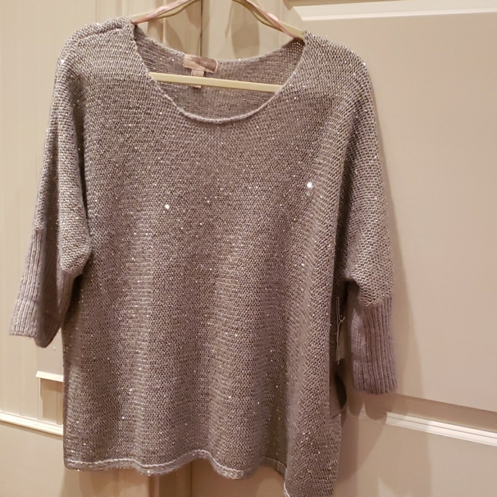 Forever 21 Knit top with sequins size L